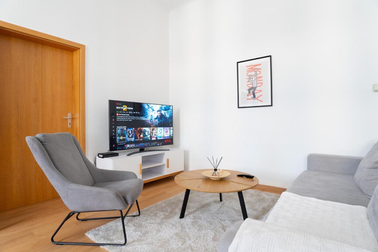 The Dante Prague - Family And Friends Apartments Eksteriør billede