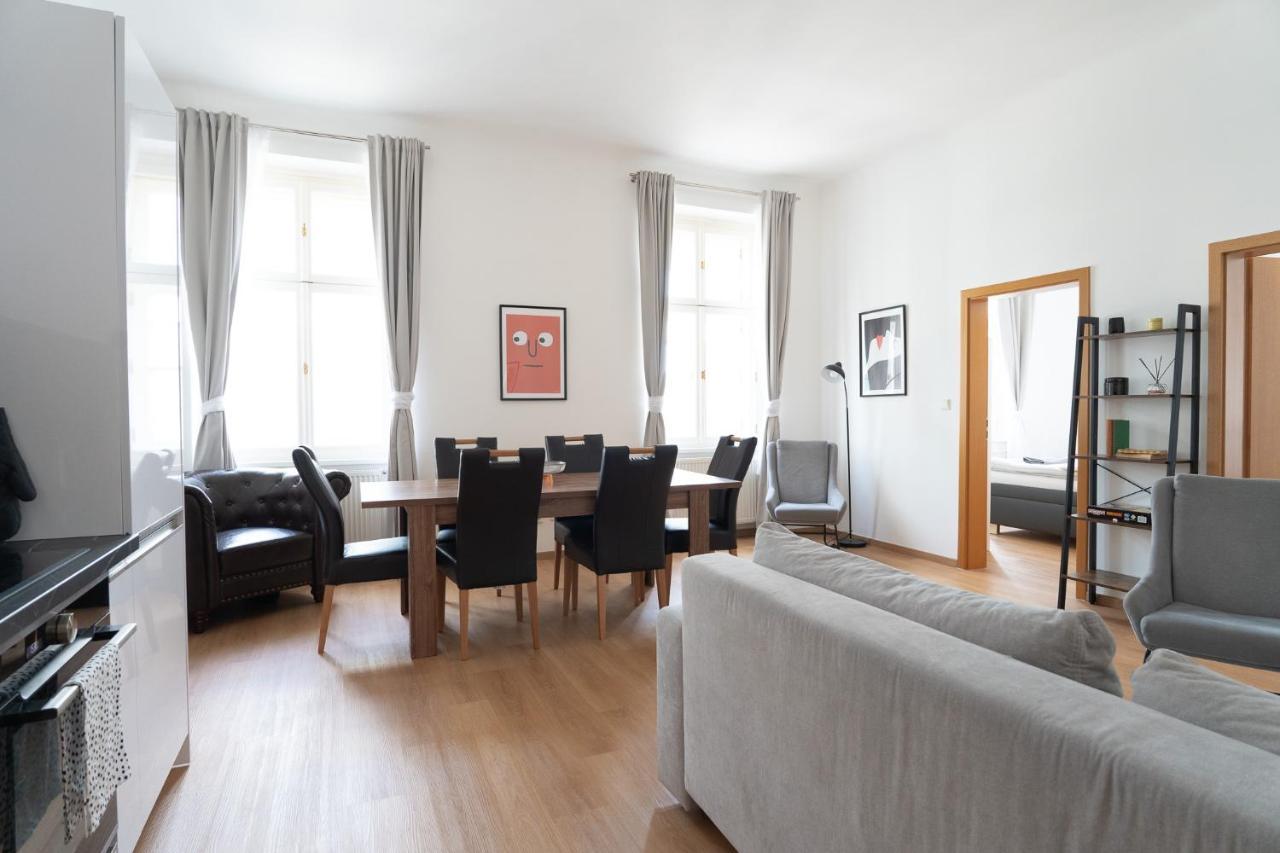 The Dante Prague - Family And Friends Apartments Eksteriør billede